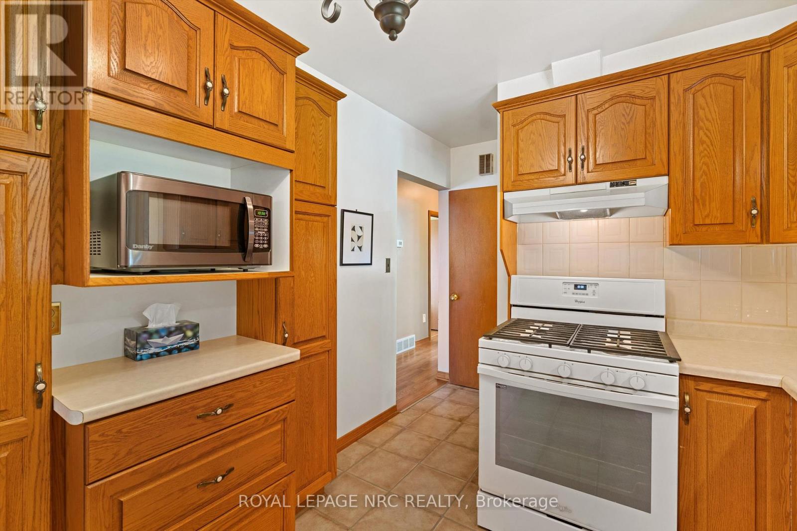 15 Carrol Street, Welland, Ontario  L3C 2G5 - Photo 13 - X13426222