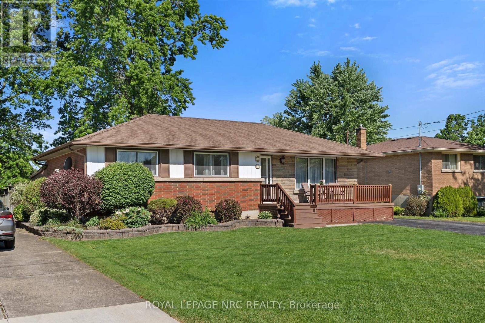 15 Carrol Street, Welland, Ontario  L3C 2G5 - Photo 2 - X13426222