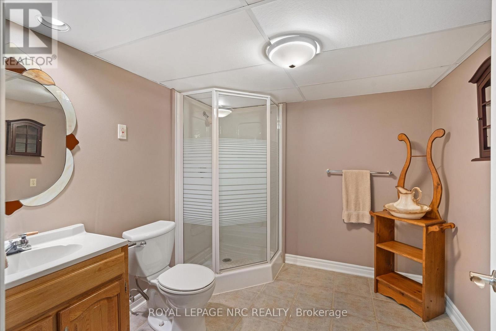 15 Carrol Street, Welland, Ontario  L3C 2G5 - Photo 32 - X13426222
