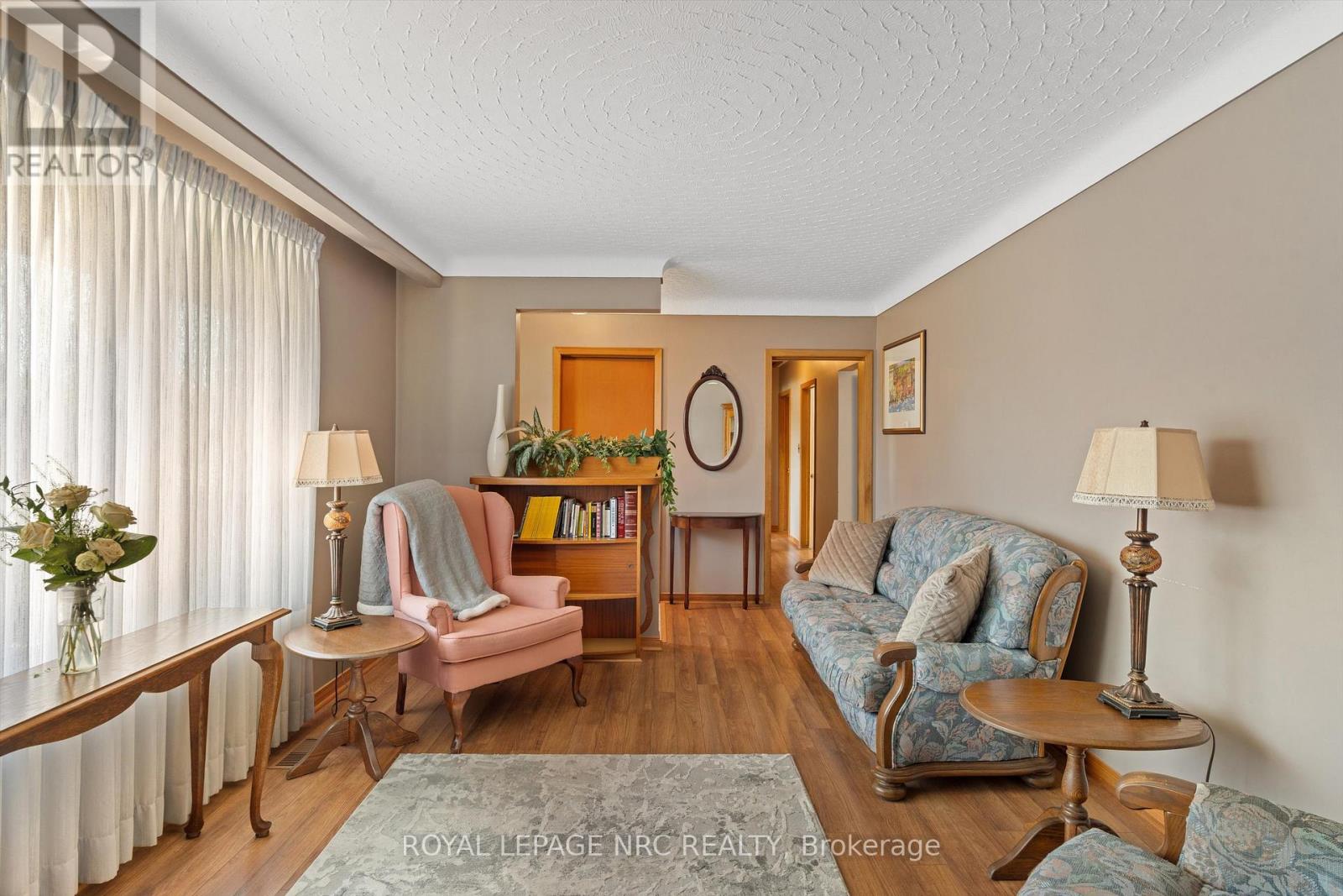 15 Carrol Street, Welland, Ontario  L3C 2G5 - Photo 9 - X13426222