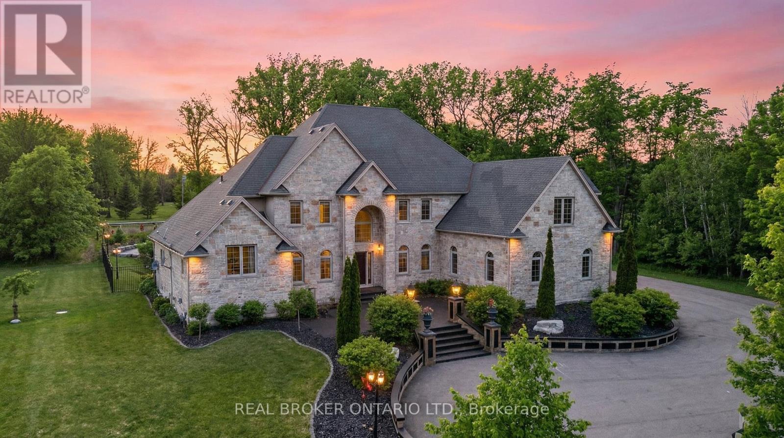 2600 MAPLE STREET, Pelham, Ontario