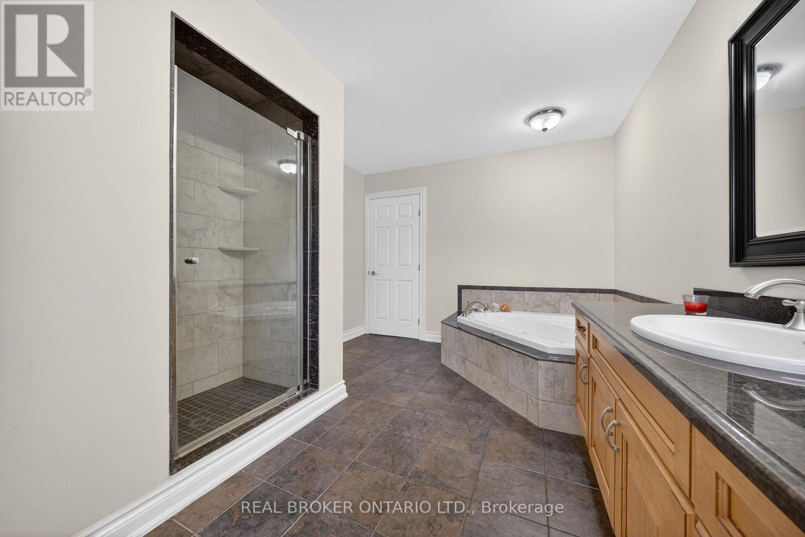 2600 Maple Street, Pelham, Ontario  L0S 1C0 - Photo 25 - X13426874
