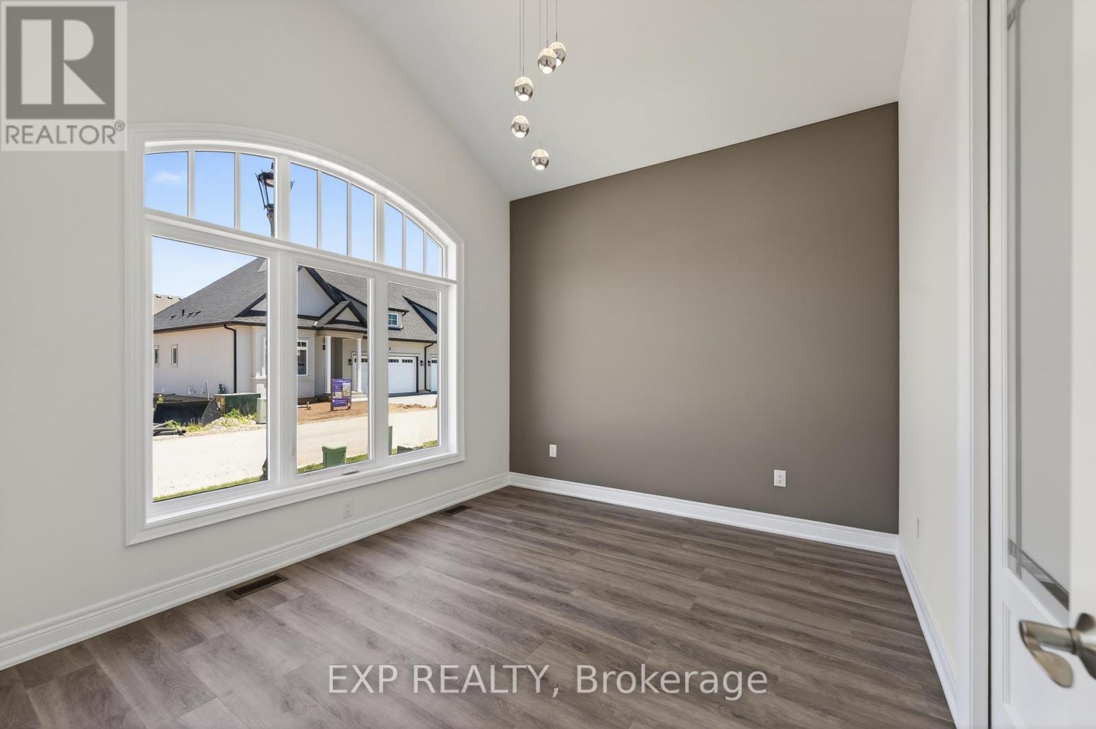 7 Butternut Crescent, Fort Erie, Ontario  L0S 1N0 - Photo 6 - X13427400