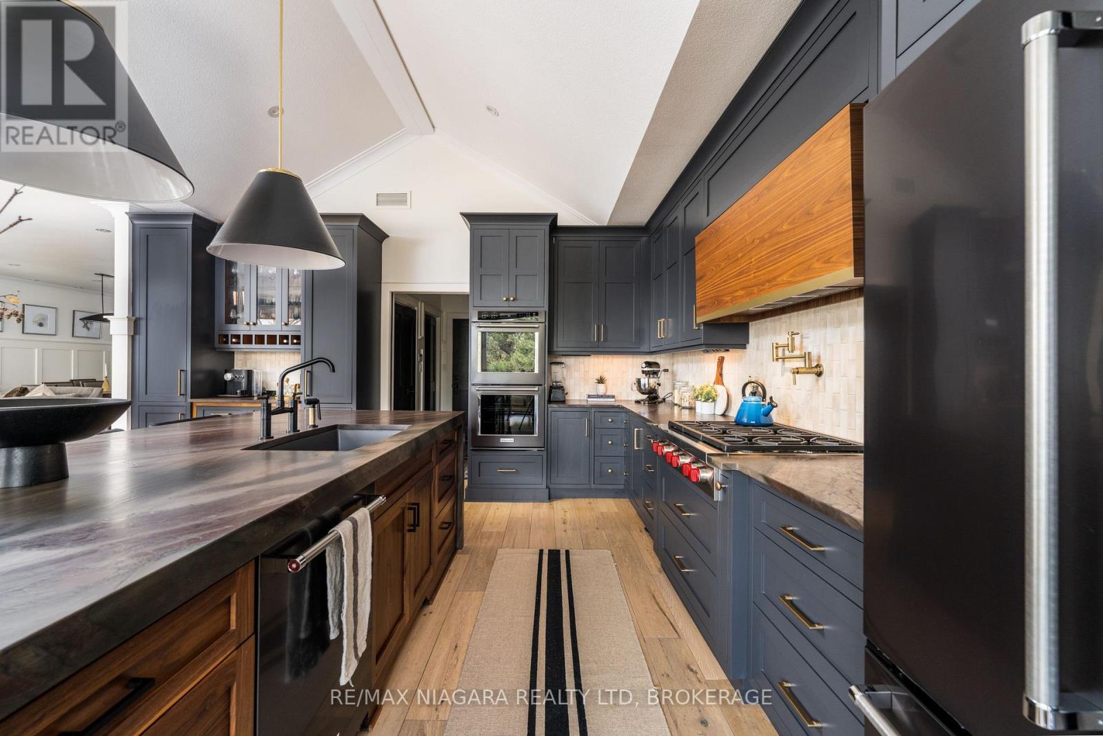 33 Canal Street, St. Catharines, Ontario  L2N 4S7 - Photo 10 - X13427918