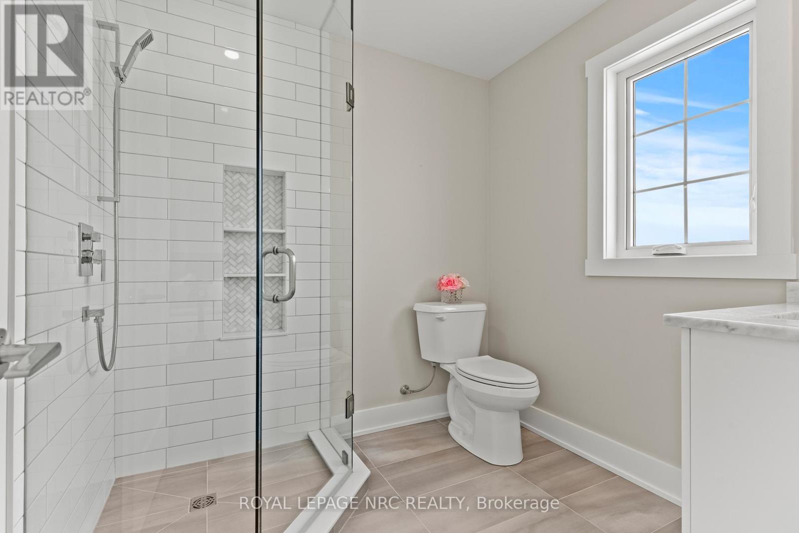 271 Memorial Park Drive, Welland, Ontario  L3B 0E3 - Photo 22 - X13428168