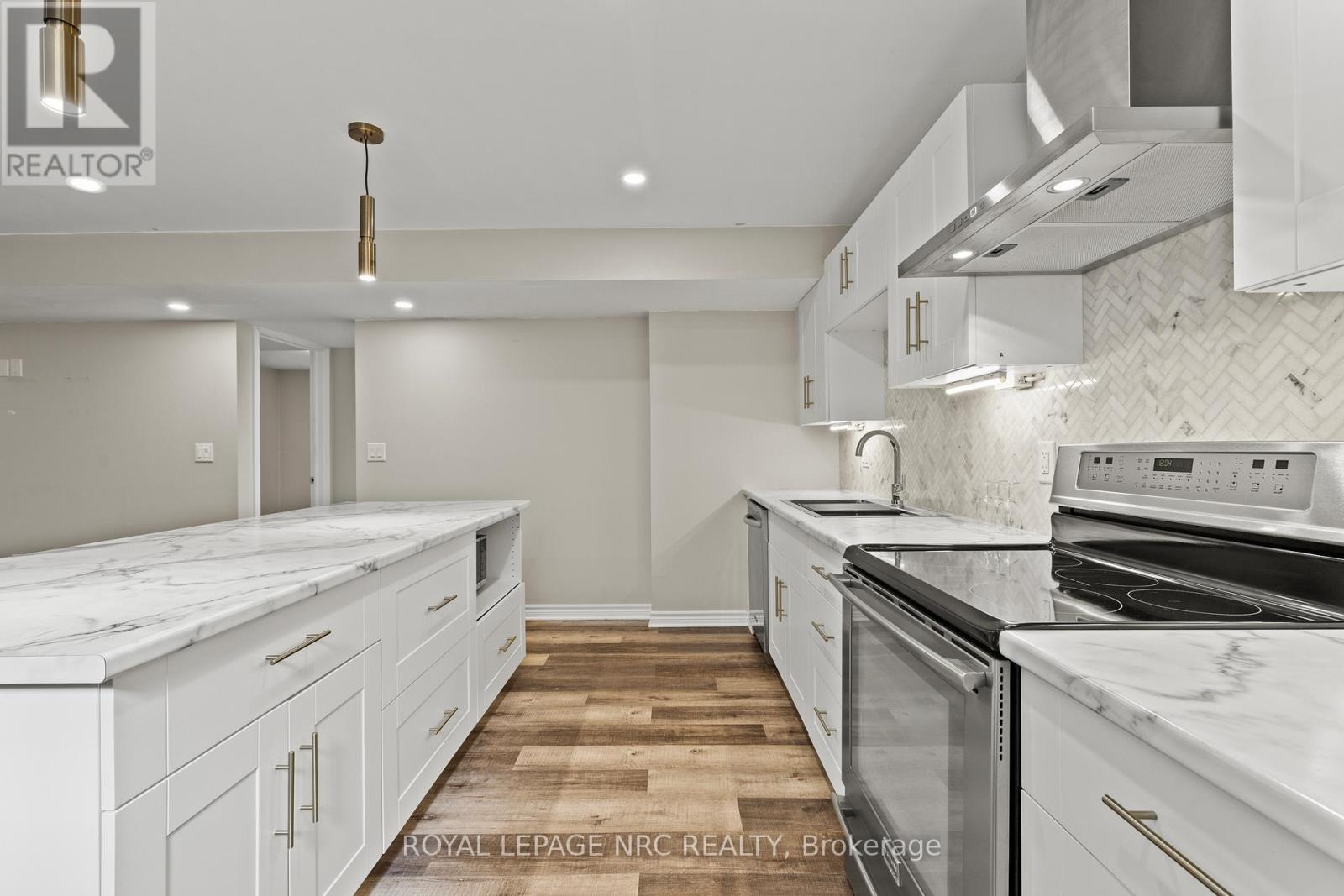 271 Memorial Park Drive, Welland, Ontario  L3B 0E3 - Photo 32 - X13428168
