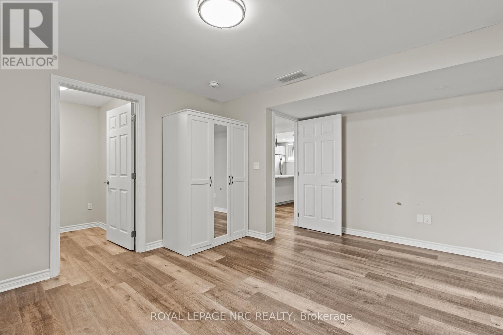 271 Memorial Park Drive, Welland, Ontario  L3B 0E3 - Photo 35 - X13428168