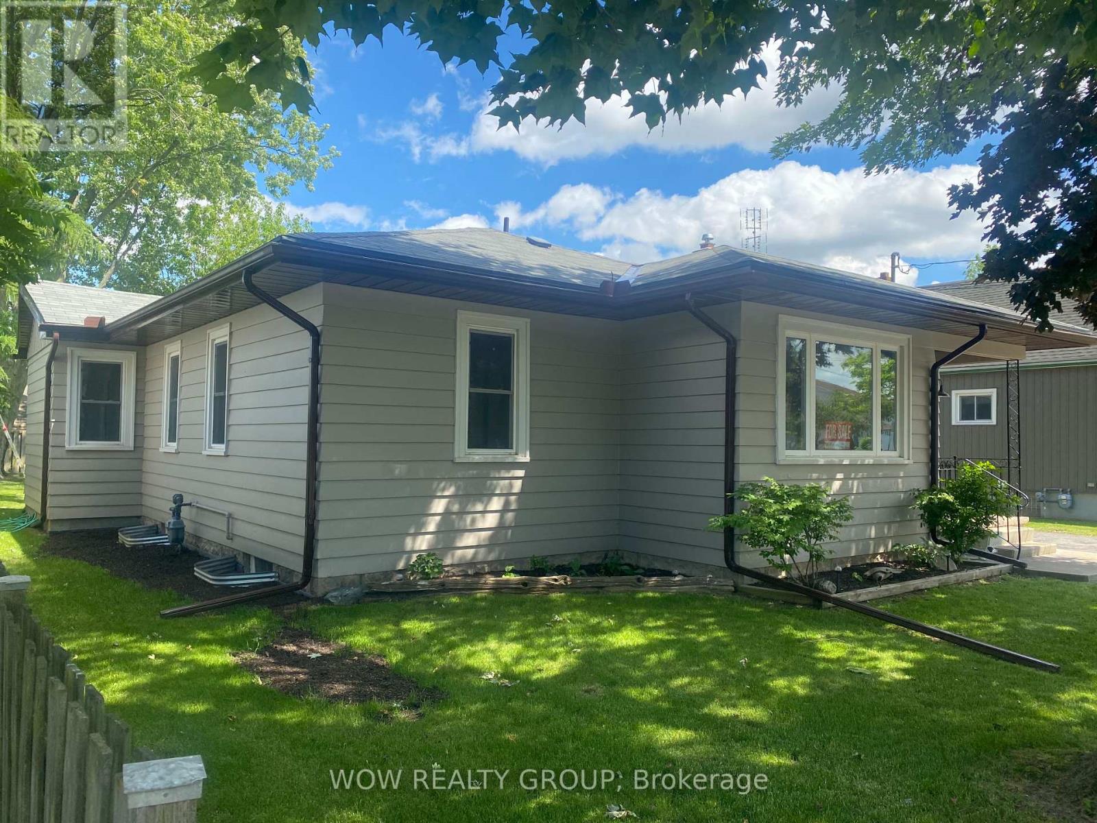 47 Clifford Avenue, Welland, Ontario  L3C 2G2 - Photo 4 - X13428238