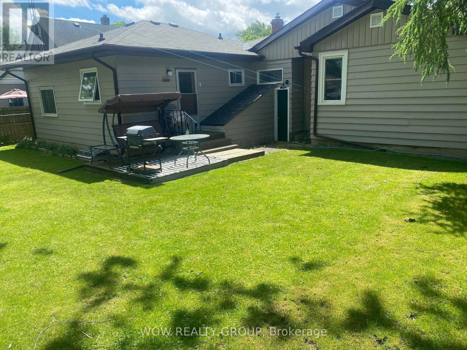 47 Clifford Avenue, Welland, Ontario  L3C 2G2 - Photo 7 - X13428238