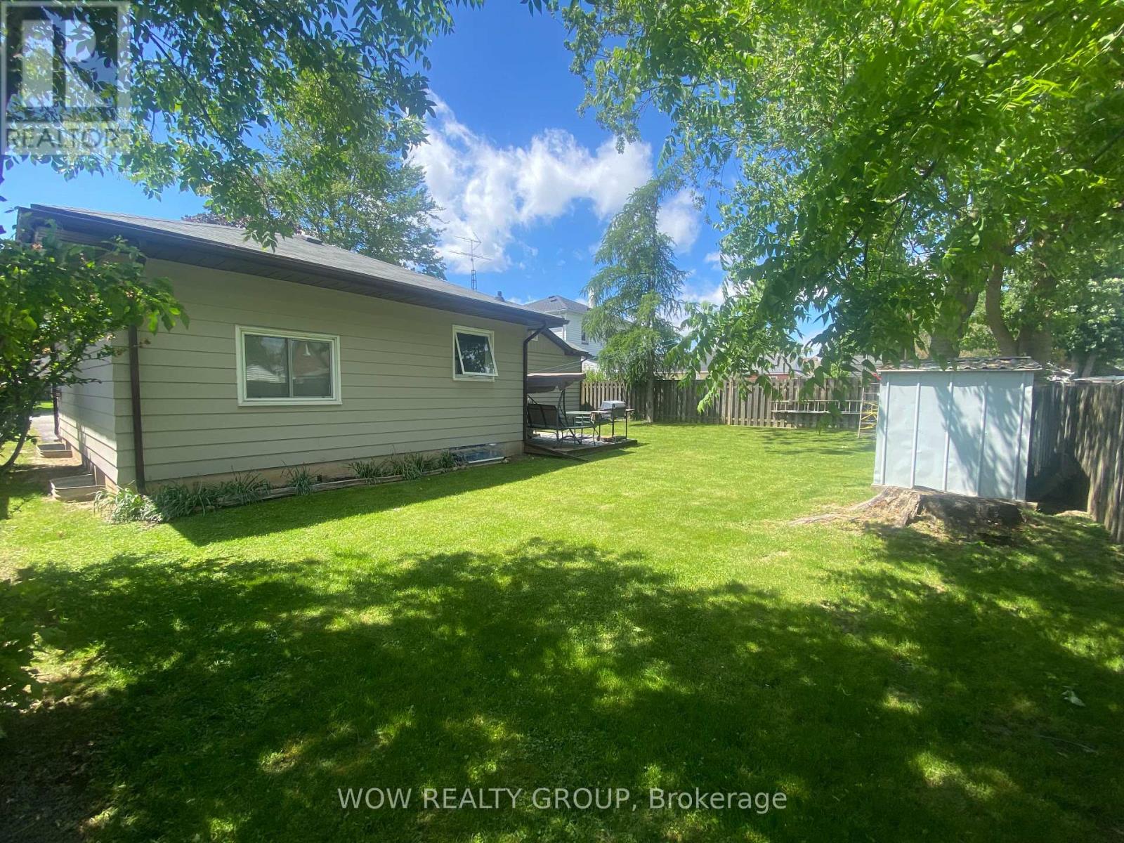 47 Clifford Avenue, Welland, Ontario  L3C 2G2 - Photo 8 - X13428238