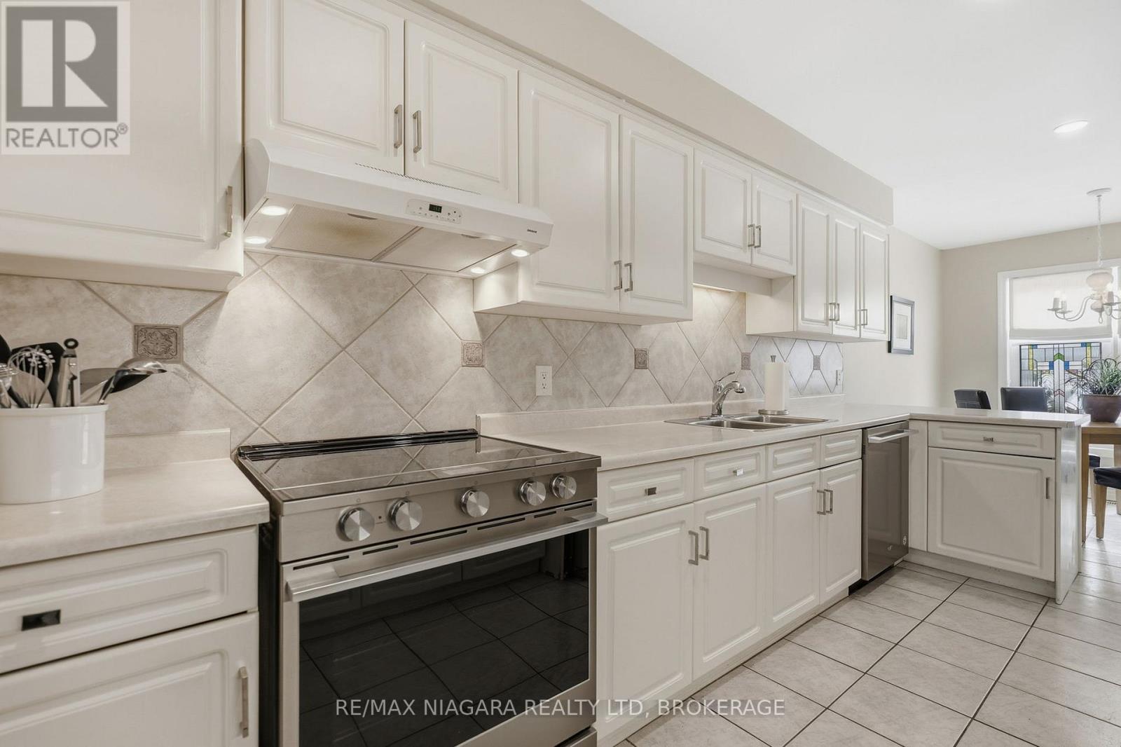 9 - 77 Erion Road, St. Catharines, Ontario  L2W 1B4 - Photo 9 - X13428672