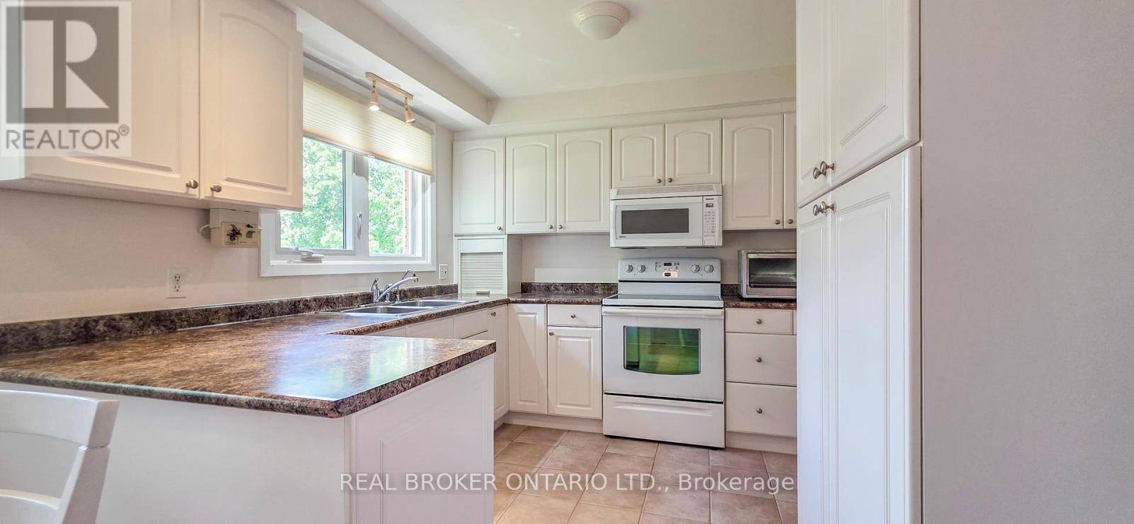 241 Riverview Boulevard, St. Catharines, Ontario  L2T 3N2 - Photo 11 - X13429712