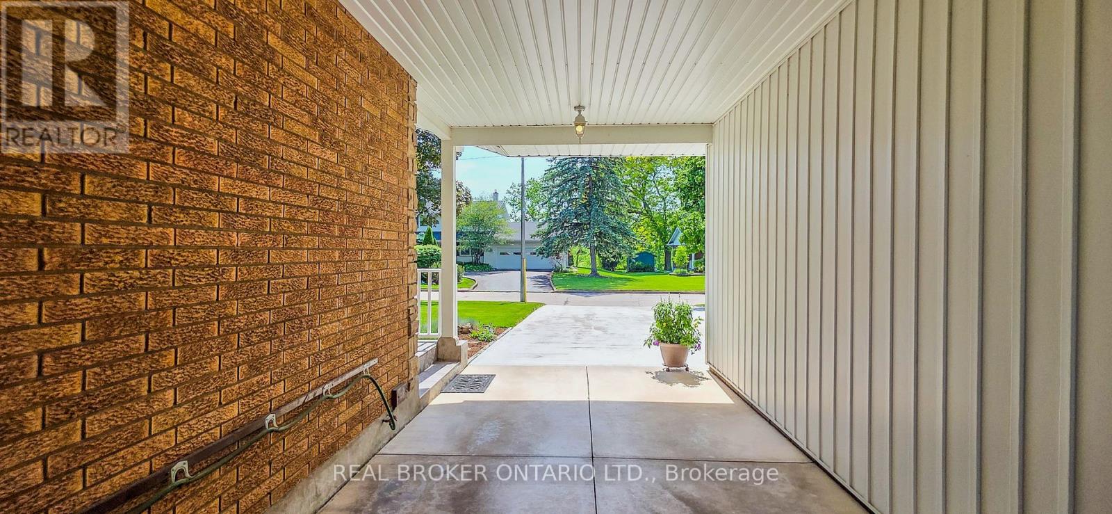 241 Riverview Boulevard, St. Catharines, Ontario  L2T 3N2 - Photo 31 - X13429712