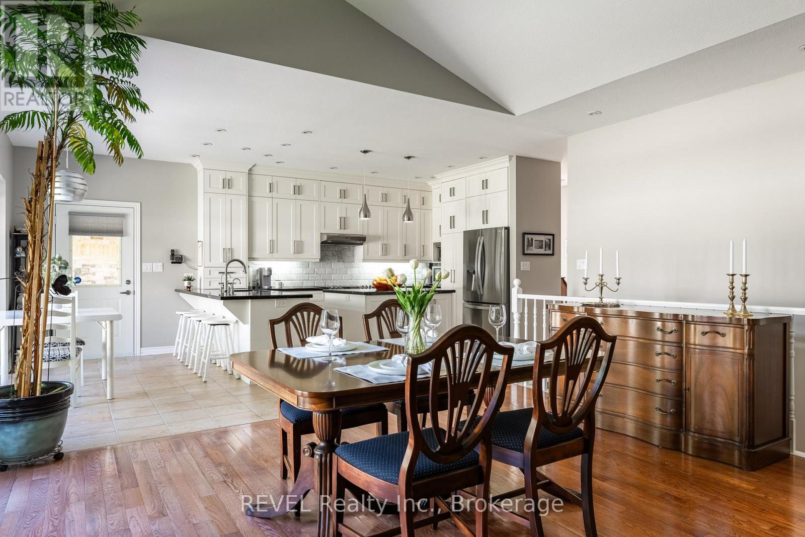 1 - 139 Glendale Avenue, St. Catharines, Ontario  L2T 2K2 - Photo 11 - X13429782