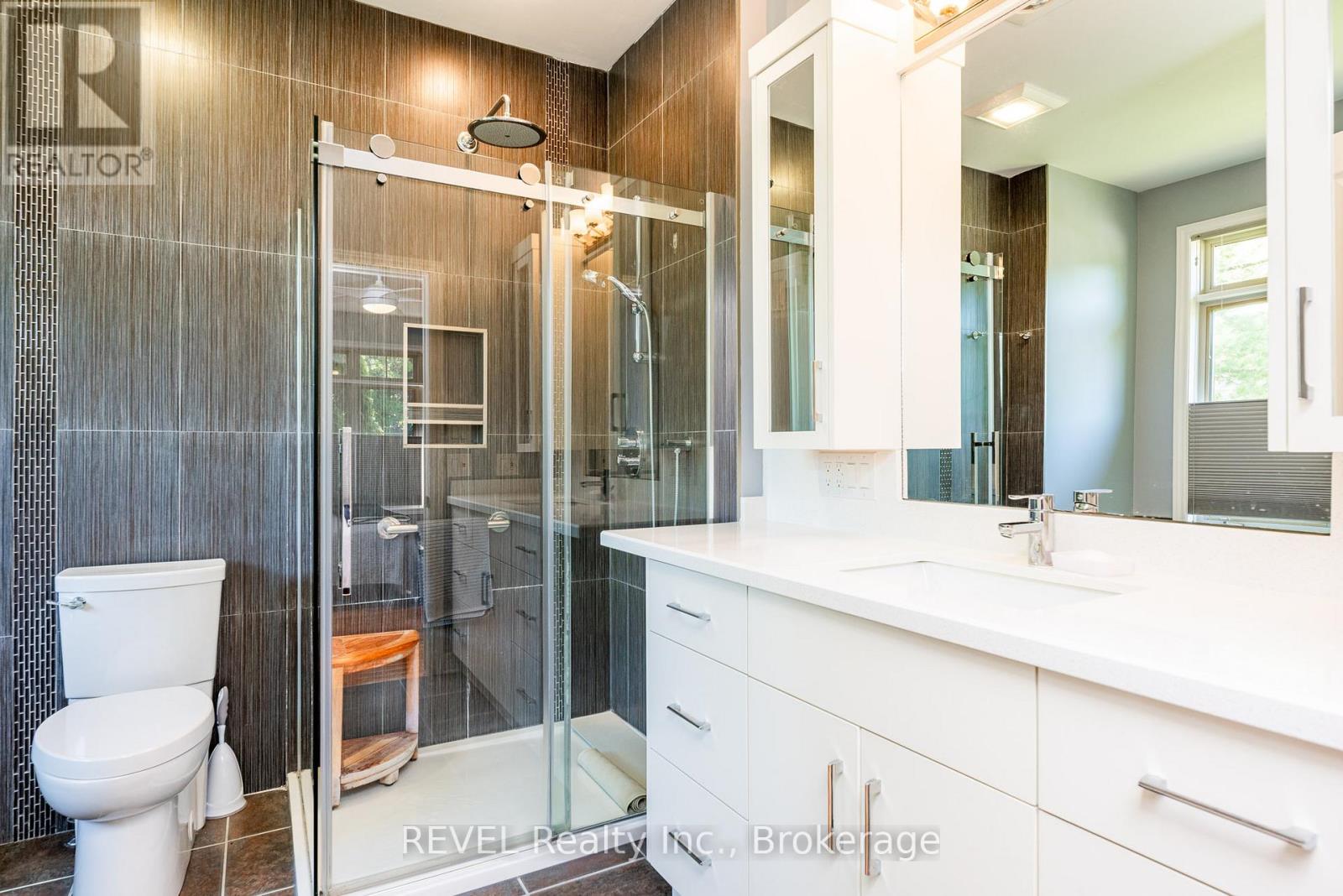 1 - 139 Glendale Avenue, St. Catharines, Ontario  L2T 2K2 - Photo 15 - X13429782