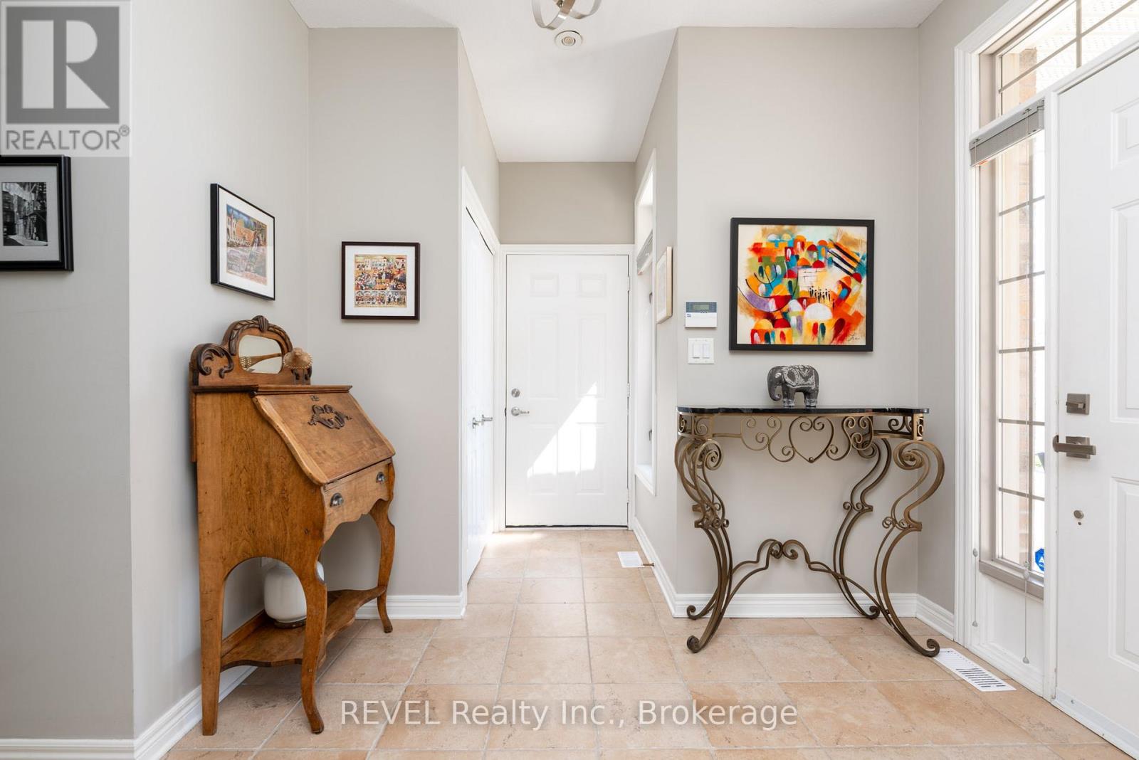 1 - 139 Glendale Avenue, St. Catharines, Ontario  L2T 2K2 - Photo 4 - X13429782