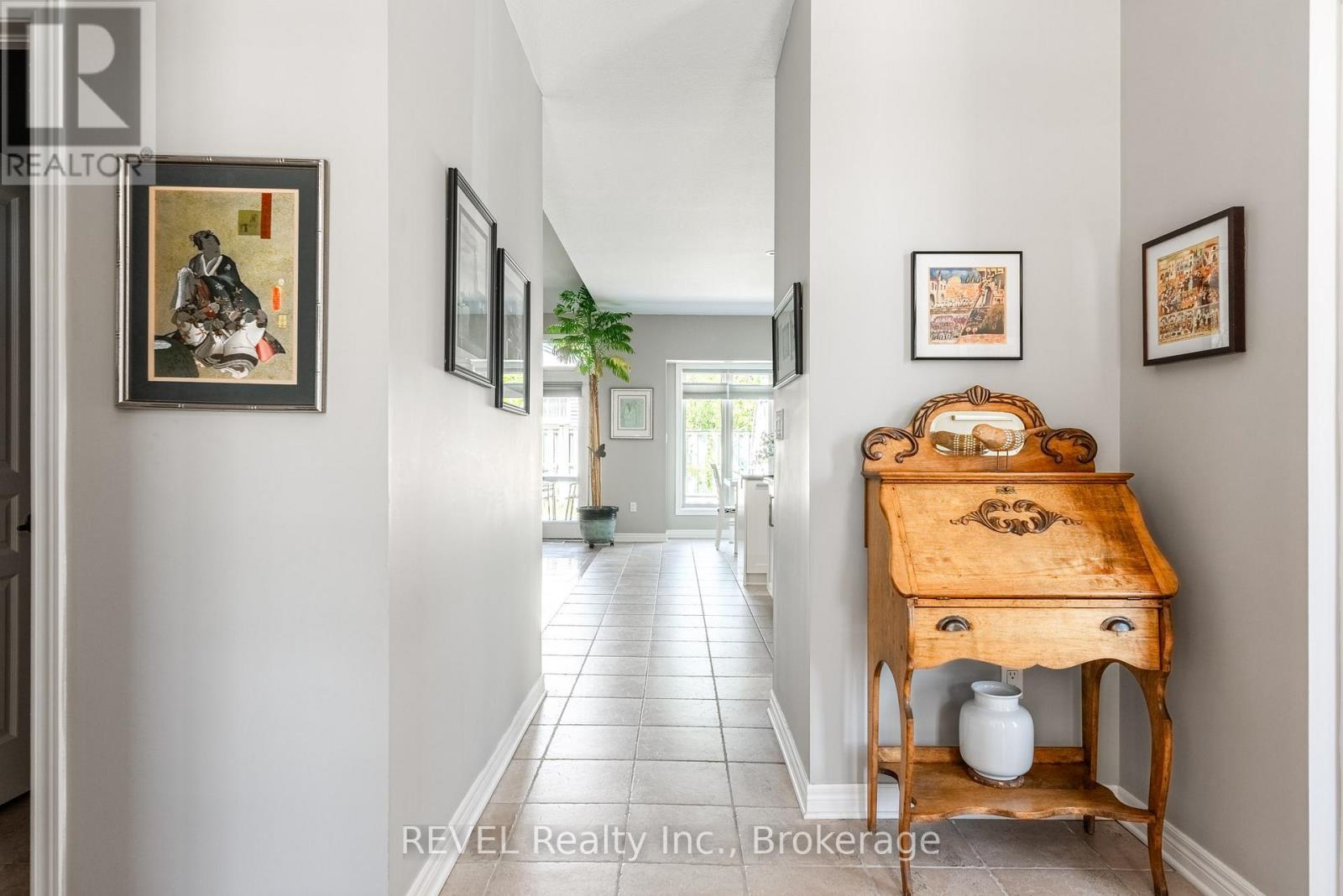 1 - 139 Glendale Avenue, St. Catharines, Ontario  L2T 2K2 - Photo 5 - X13429782