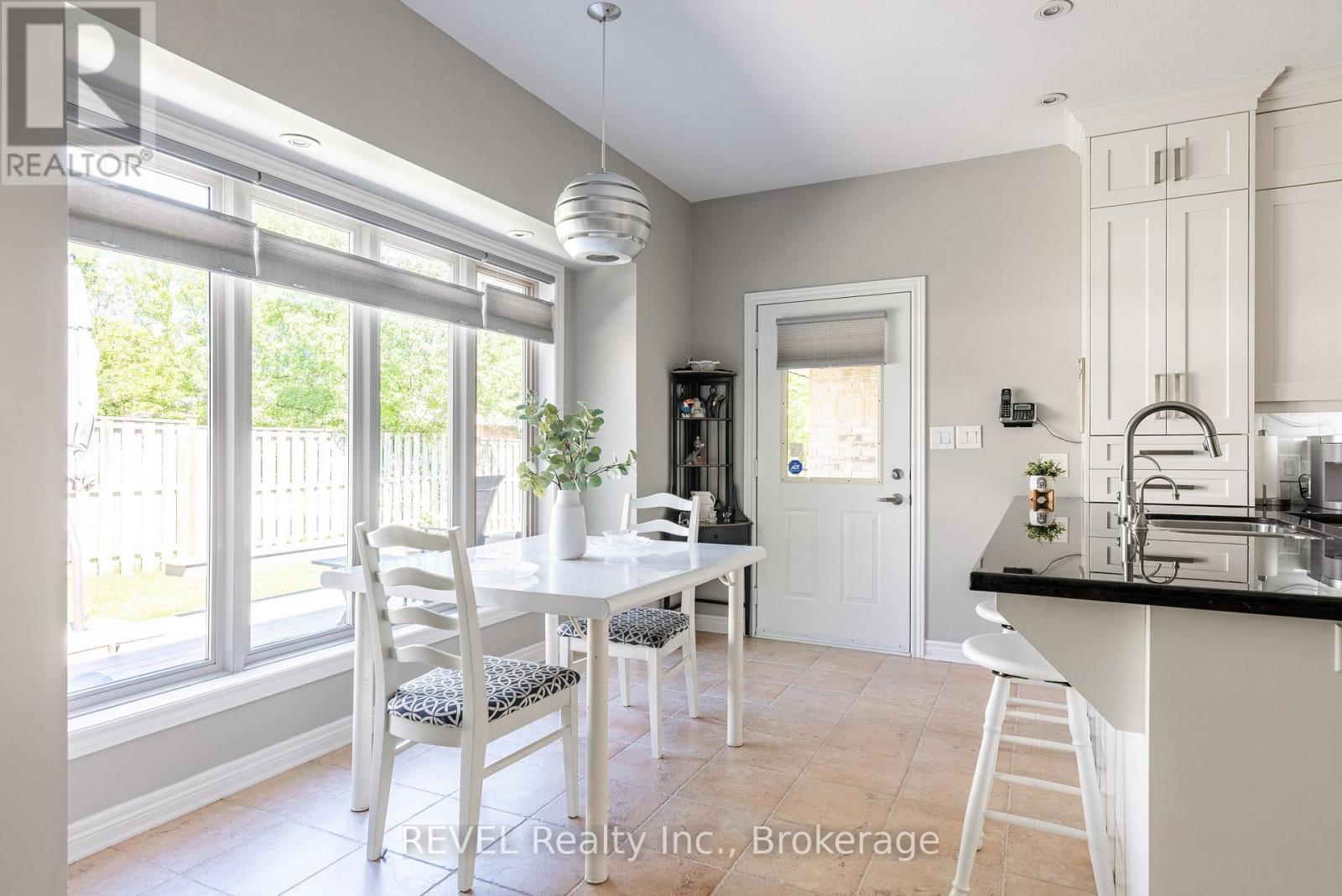 1 - 139 Glendale Avenue, St. Catharines, Ontario  L2T 2K2 - Photo 8 - X13429782