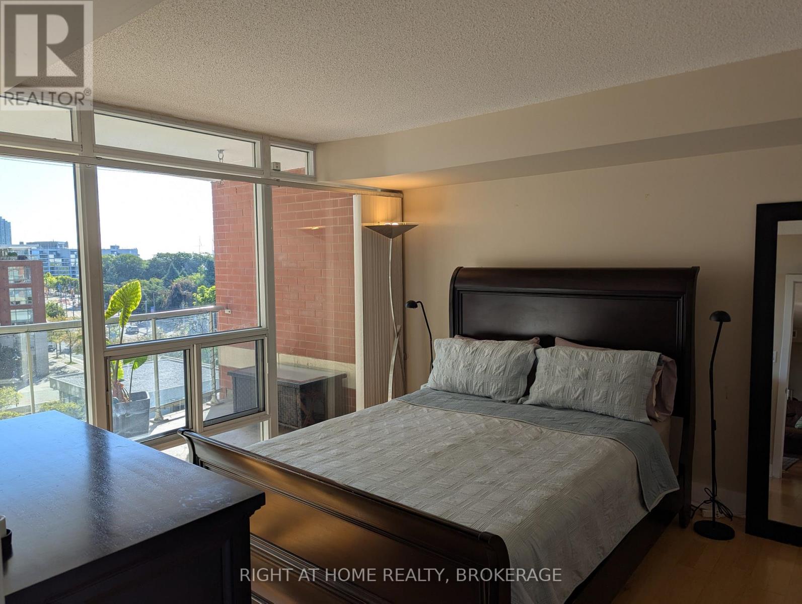 608 - 550 Queens Quay W, Toronto, Ontario  M5V 3M8 - Photo 12 - C13431122