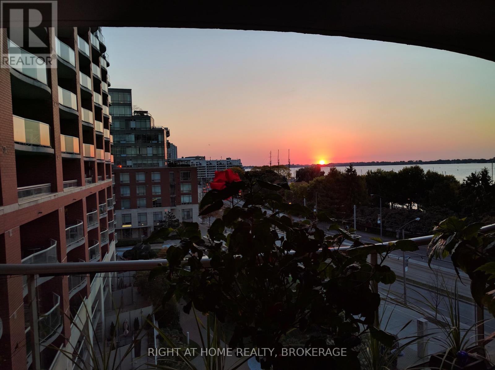 608 - 550 Queens Quay W, Toronto, Ontario  M5V 3M8 - Photo 14 - C13431122