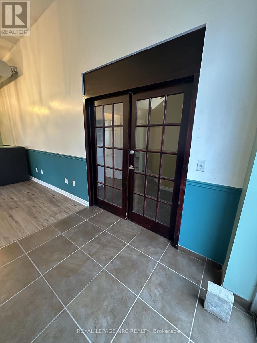 1 - 2722 Saint Paul Avenue, Niagara Falls, Ontario  L2J 2L4 - Photo 12 - X13431006