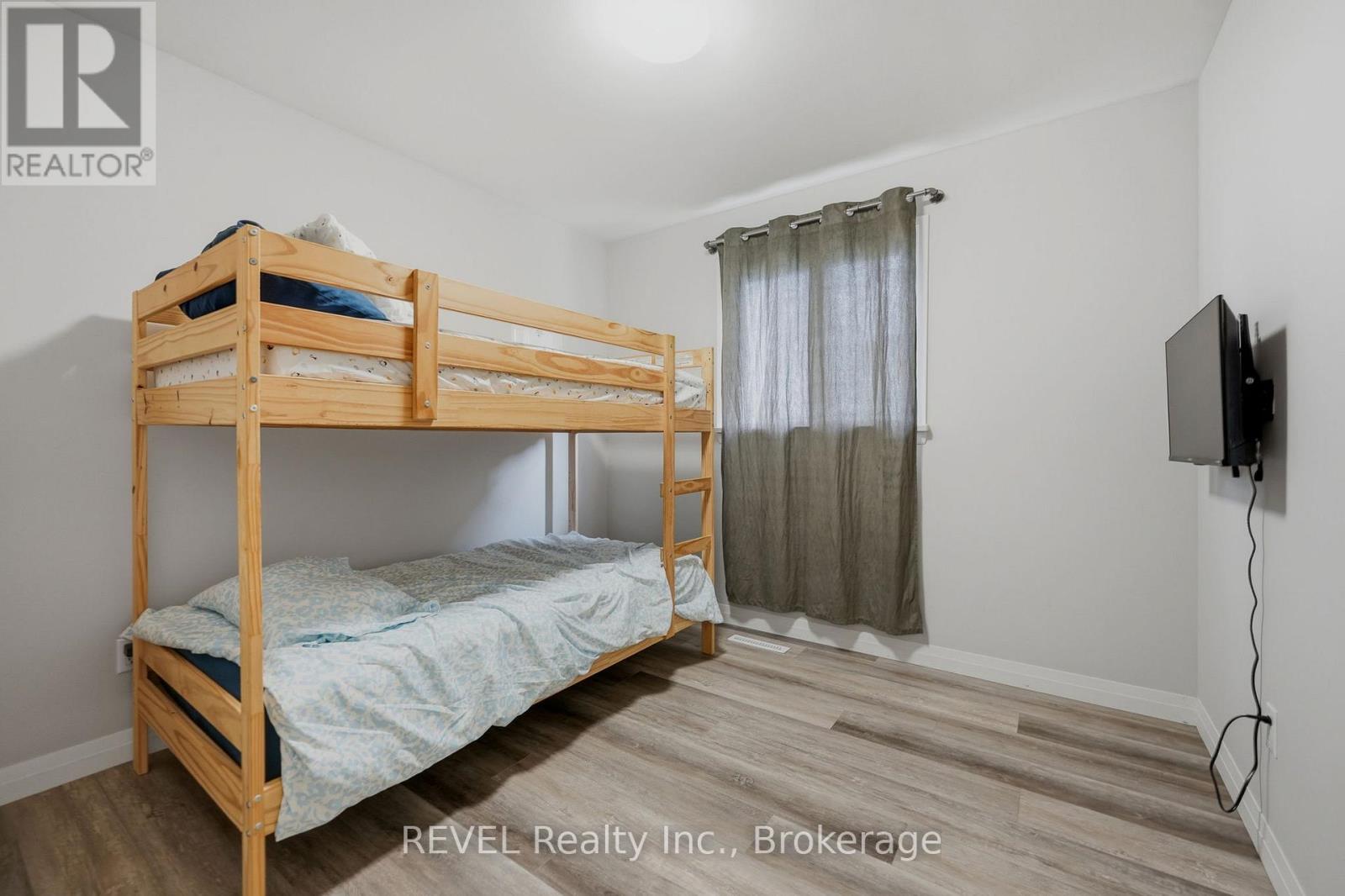 7859 Mulhern Street, Niagara Falls, Ontario  L2H 1B6 - Photo 15 - X13431154