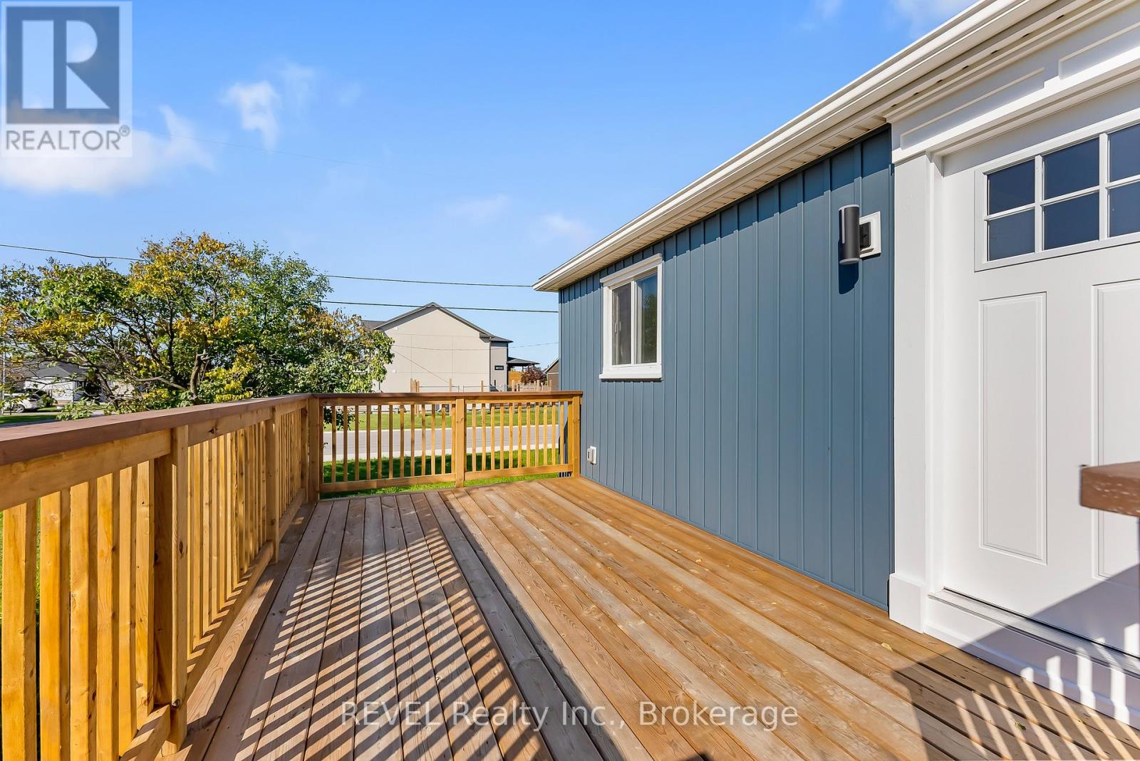 7859 Mulhern Street, Niagara Falls, Ontario  L2H 1B6 - Photo 2 - X13431154