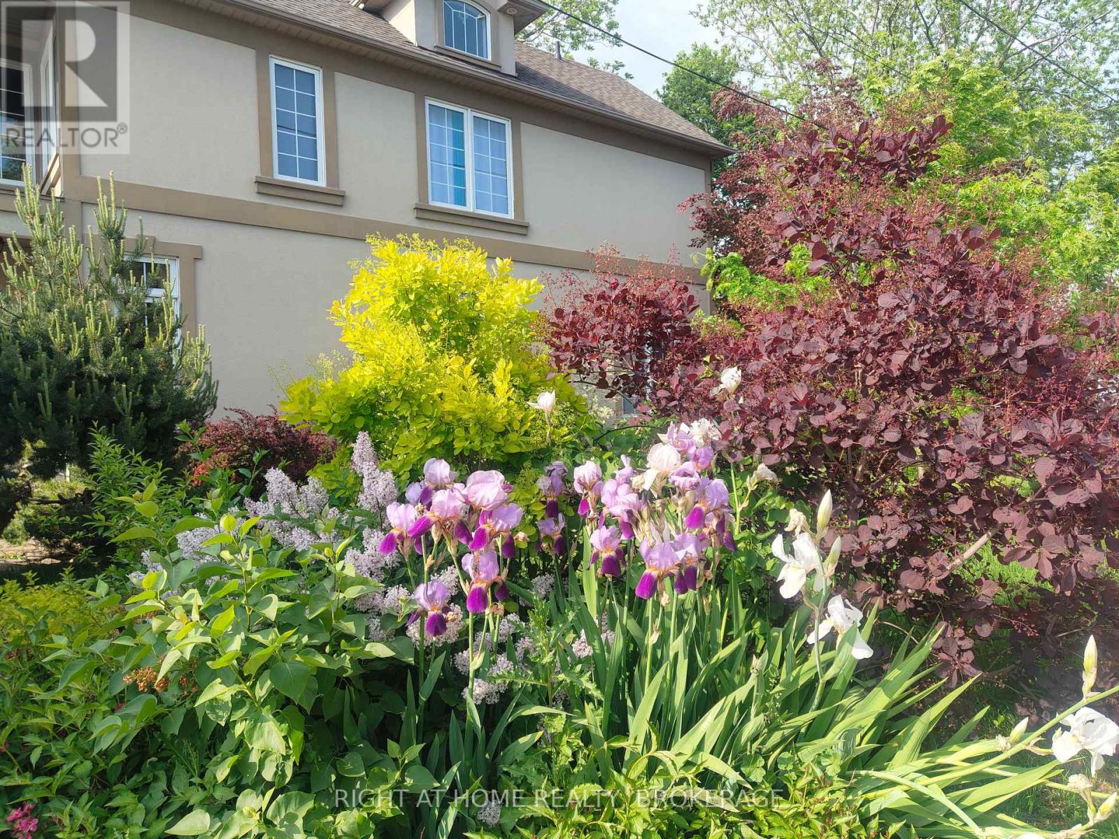 22 Ursula Avenue, St. Catharines, Ontario  L2T 1T1 - Photo 2 - X13432216