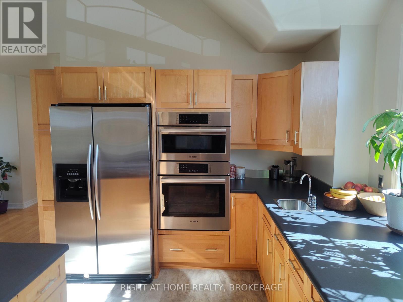 22 Ursula Avenue, St. Catharines, Ontario  L2T 1T1 - Photo 21 - X13432216