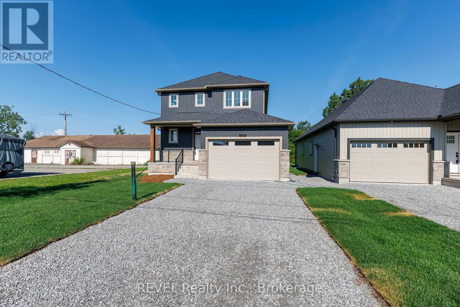 1129 Dipietro Street, Fort Erie, Ontario  L2A 4J4 - Photo 2 - X13432782