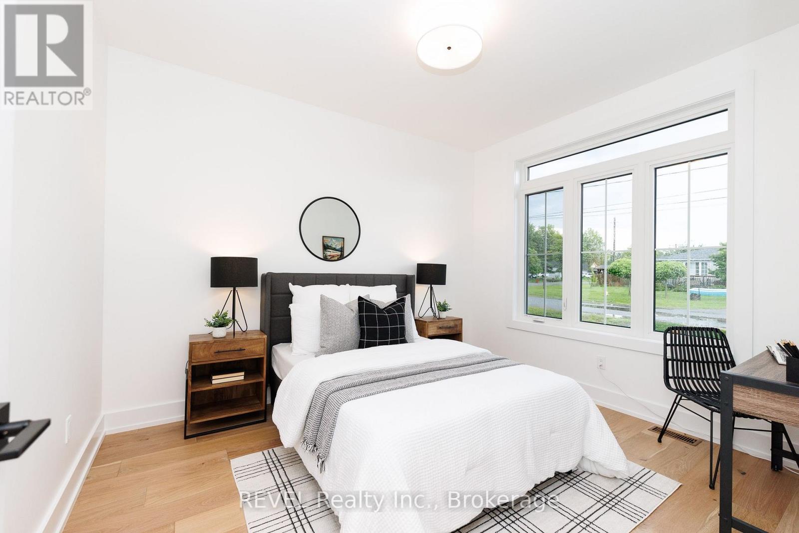 1133 Dipietro Street, Fort Erie, Ontario  L2A 4J4 - Photo 4 - X13432792