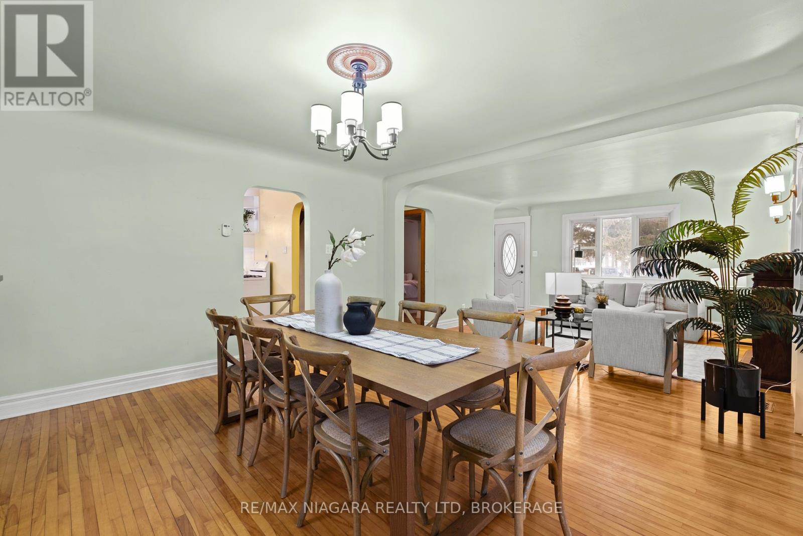401 Fielden Avenue, Port Colborne, Ontario  L3K 4T9 - Photo 11 - X13432838