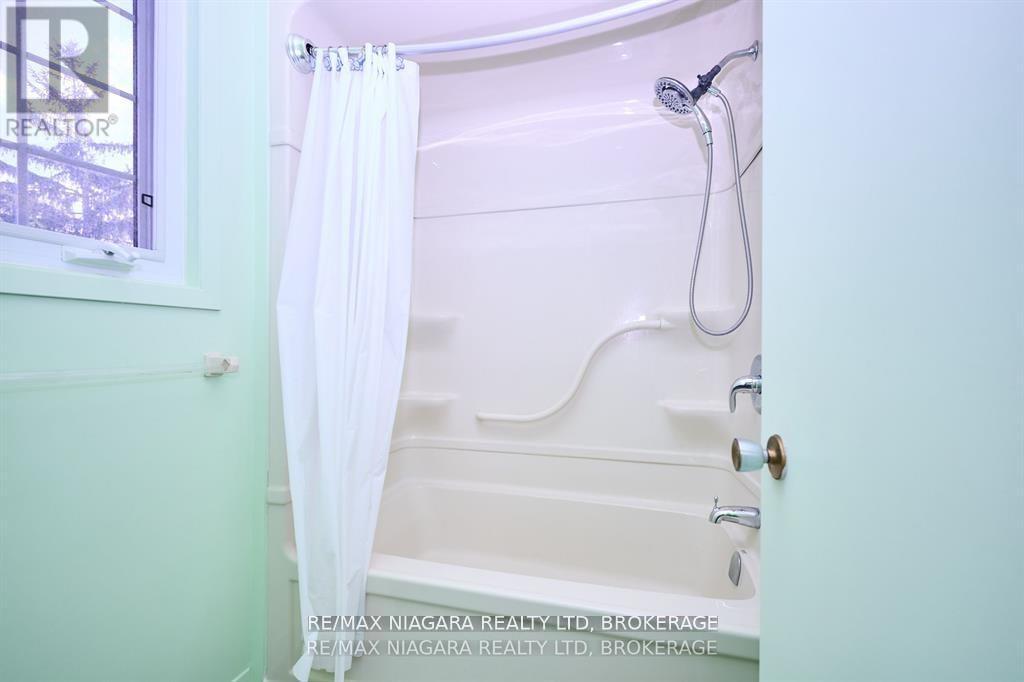 7060 Garner Road, Niagara Falls, Ontario  L2E 6S4 - Photo 34 - X13433364