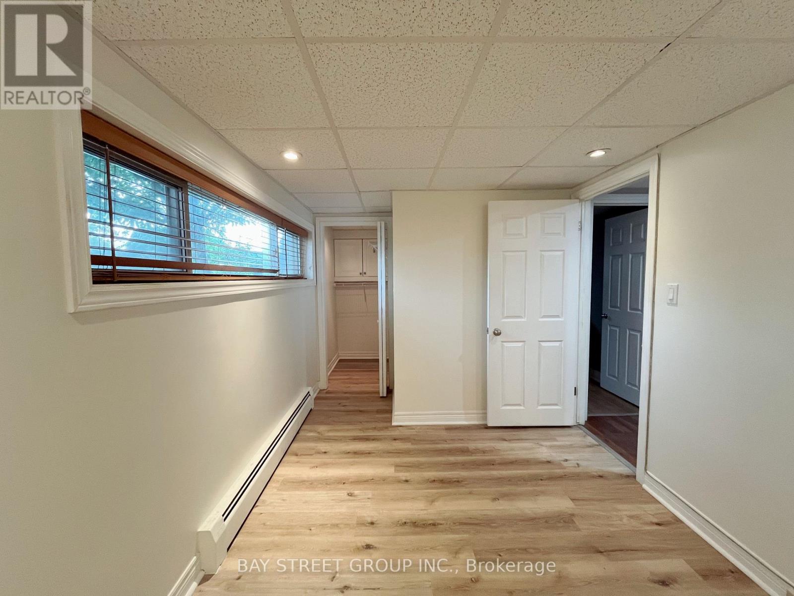 Lower - 106 St Davids Road, St. Catharines, Ontario  L2T 1P9 - Photo 3 - X13434020