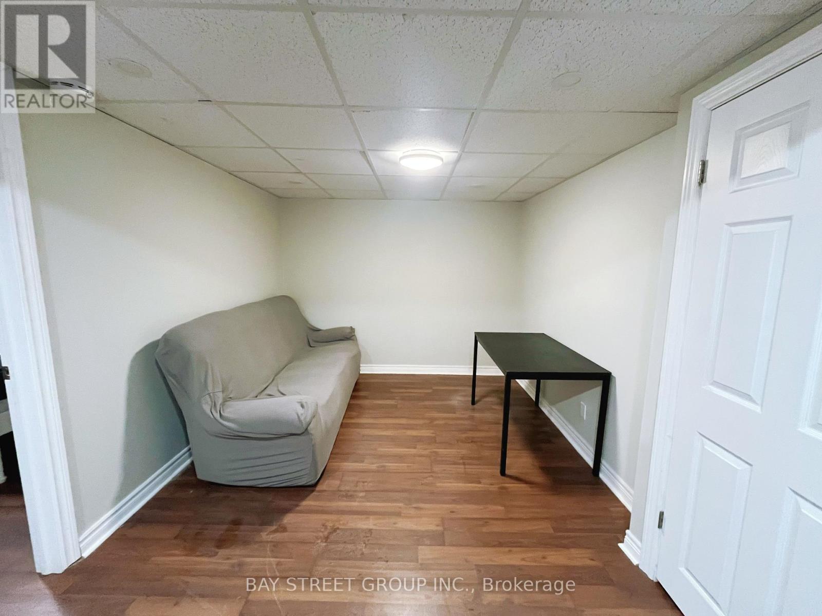 Lower - 106 St Davids Road, St. Catharines, Ontario  L2T 1P9 - Photo 5 - X13434020