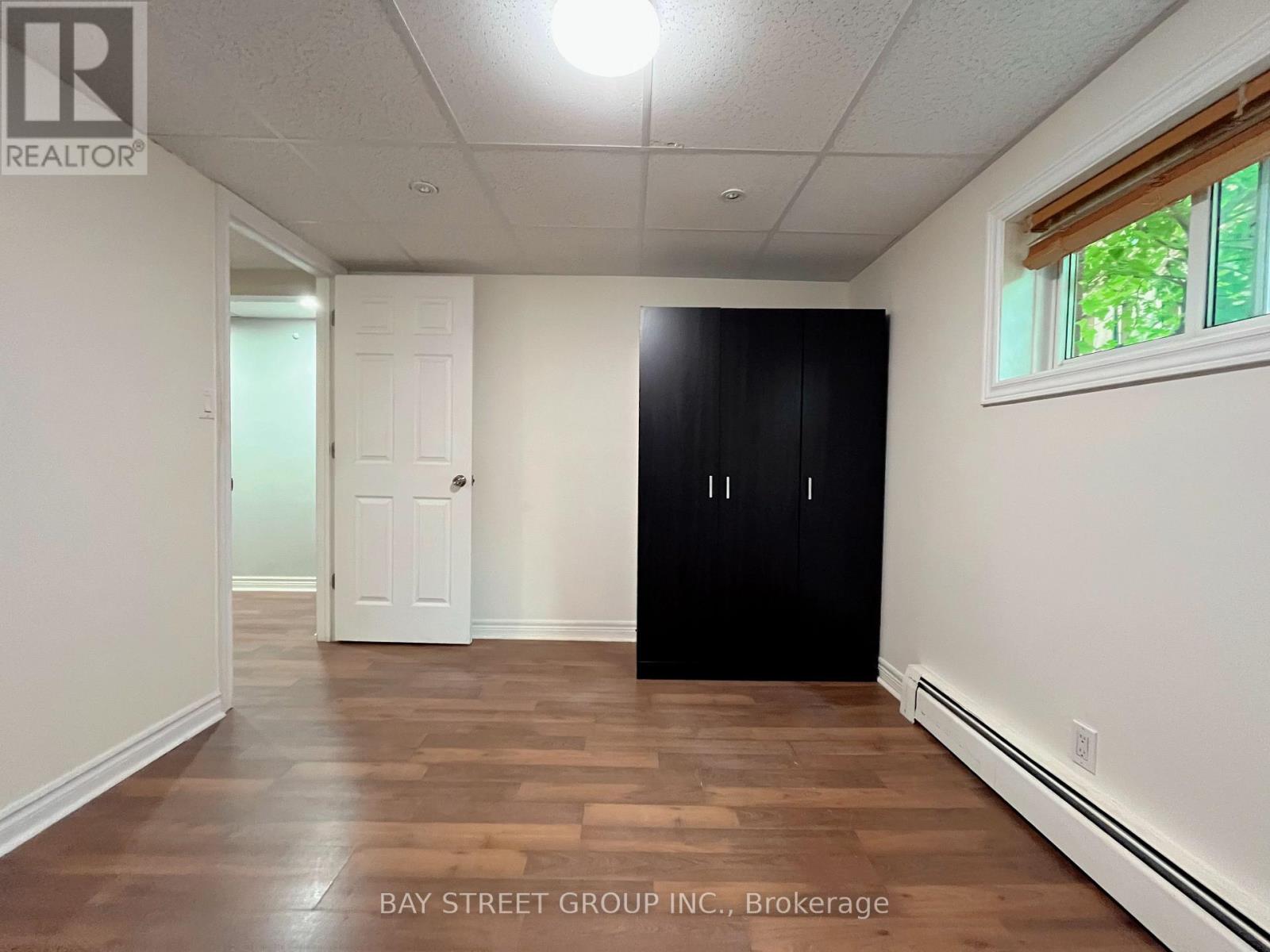 Lower - 106 St Davids Road, St. Catharines, Ontario  L2T 1P9 - Photo 6 - X13434020