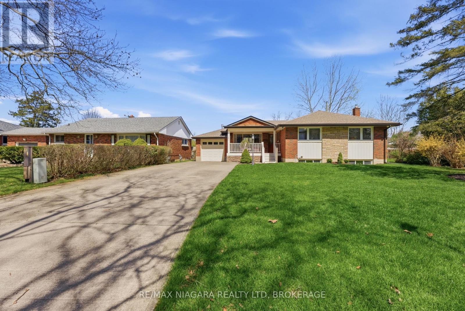 181 Woodside Drive, St. Catharines, Ontario  L2T 1X7 - Photo 2 - X13434220