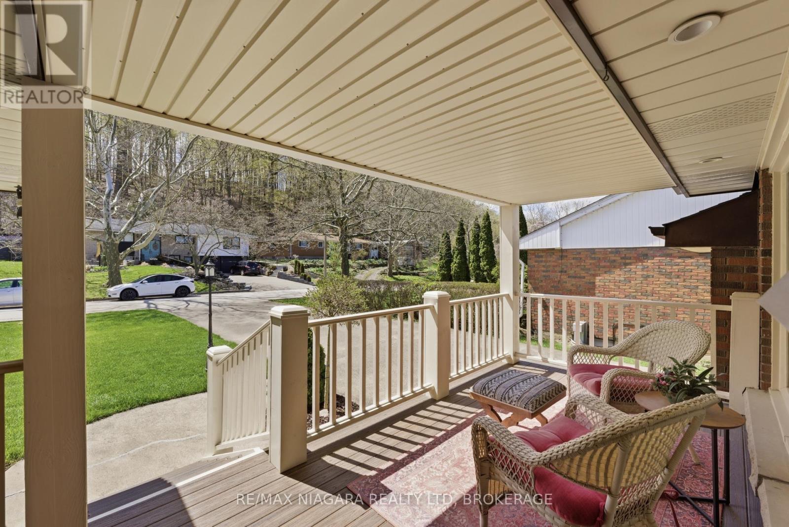 181 Woodside Drive, St. Catharines, Ontario  L2T 1X7 - Photo 3 - X13434220