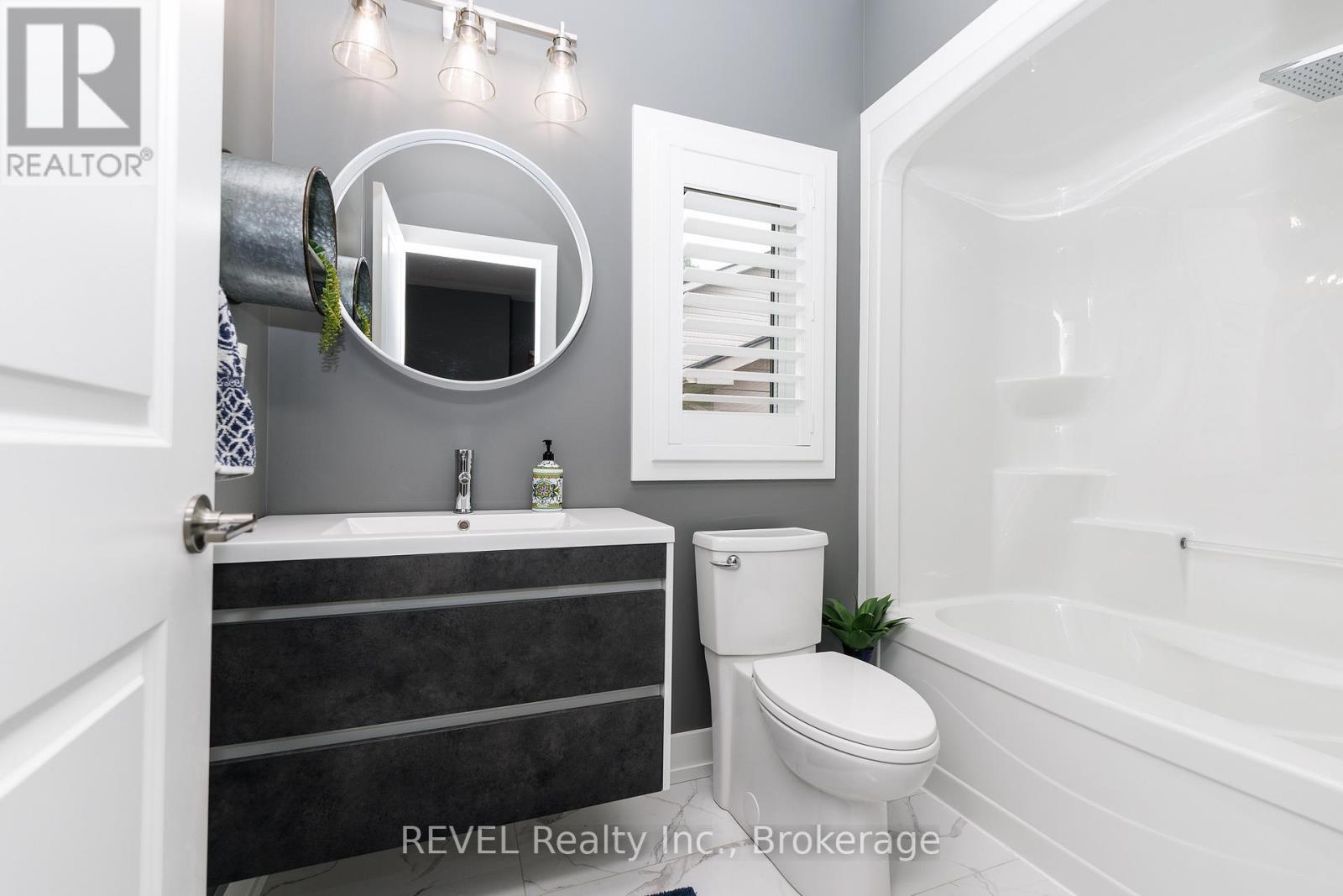 402 Washington Road, Fort Erie, Ontario  L2A 4K4 - Photo 26 - X13435808
