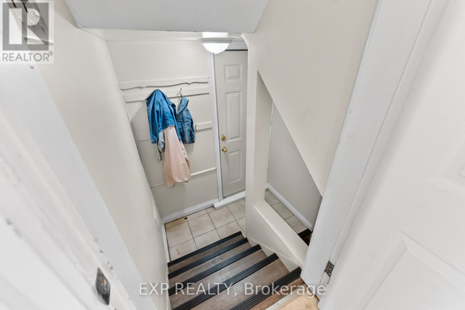 6 Cedardale Avenue, St. Catharines, Ontario  L2P 1A9 - Photo 19 - X13436206