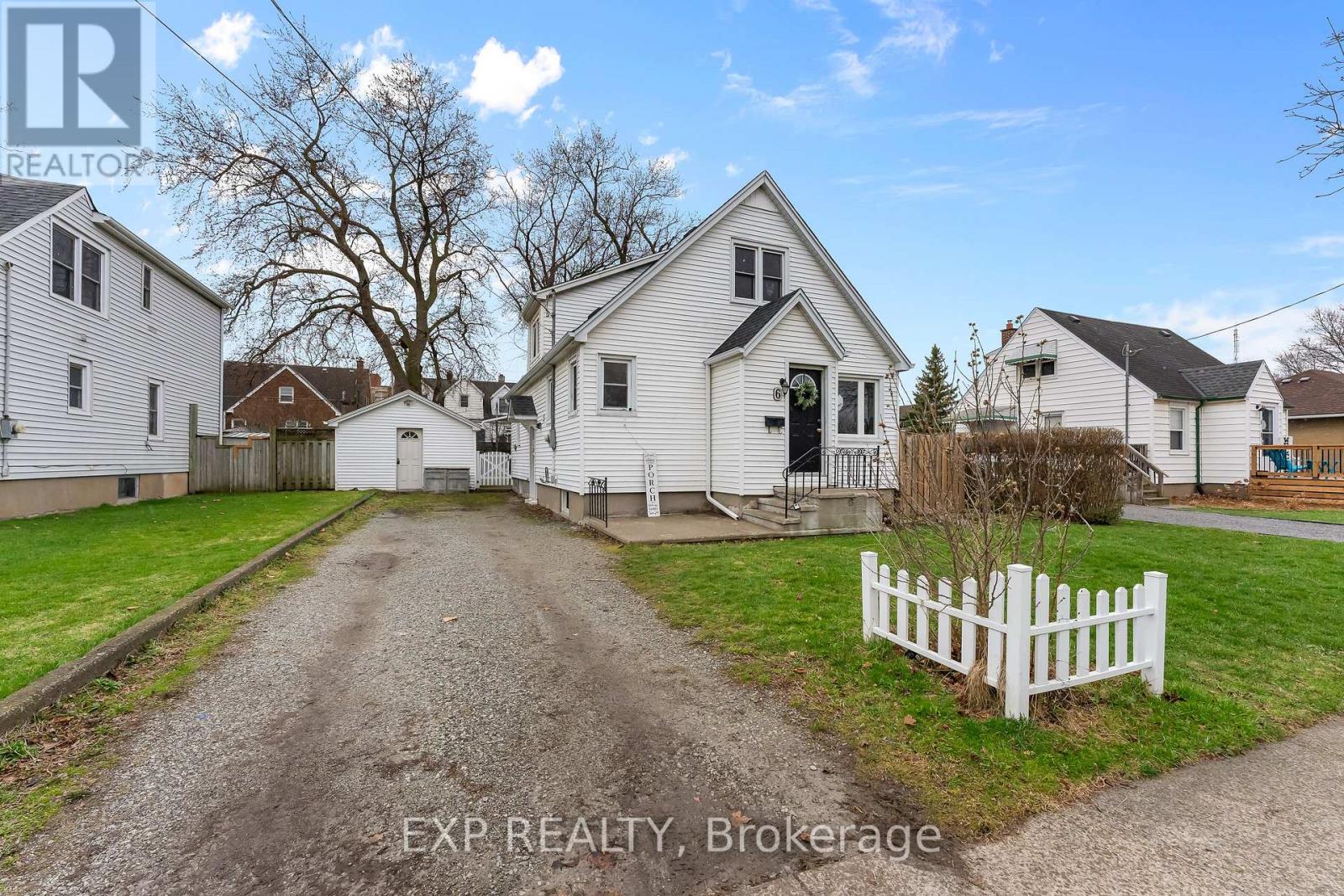 6 Cedardale Avenue, St. Catharines, Ontario  L2P 1A9 - Photo 2 - X13436206