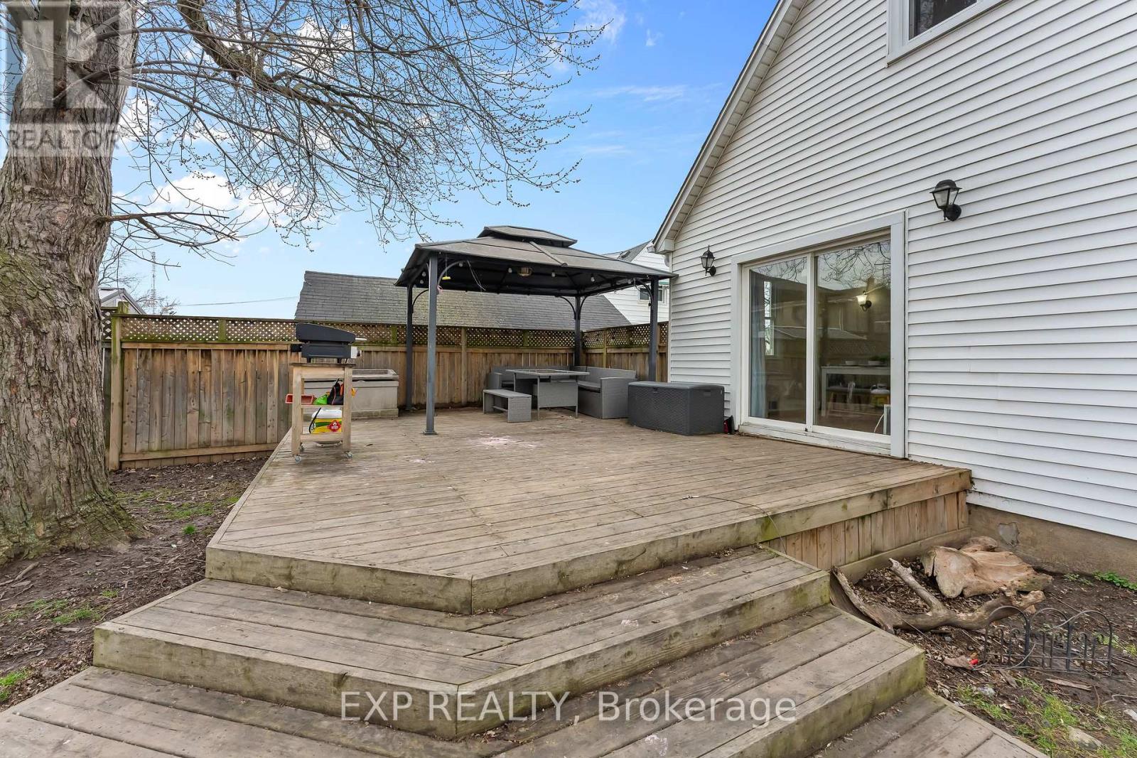 6 Cedardale Avenue, St. Catharines, Ontario  L2P 1A9 - Photo 26 - X13436206