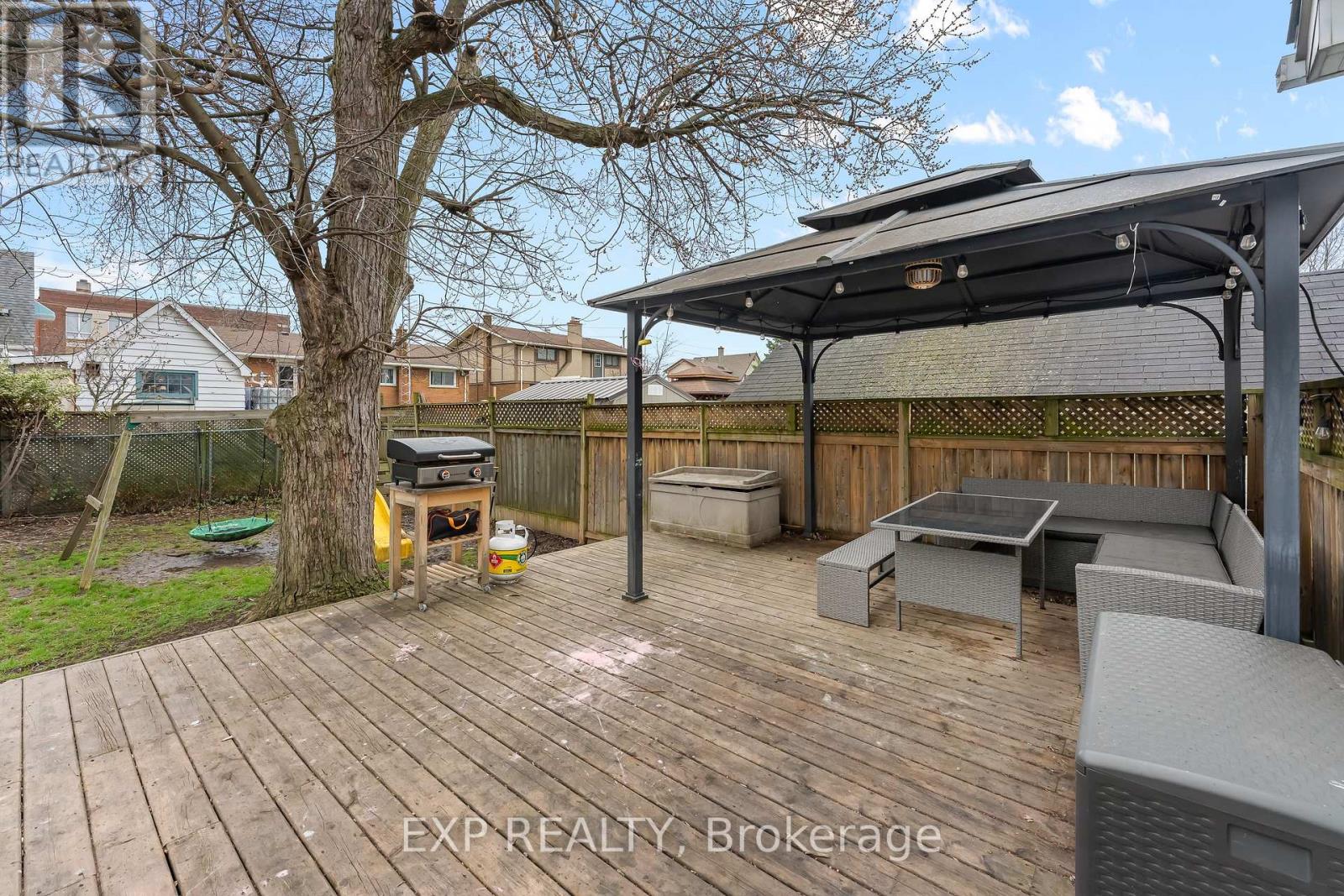 6 Cedardale Avenue, St. Catharines, Ontario  L2P 1A9 - Photo 27 - X13436206