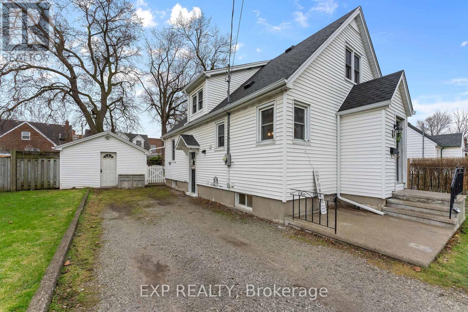 6 Cedardale Avenue, St. Catharines, Ontario  L2P 1A9 - Photo 3 - X13436206