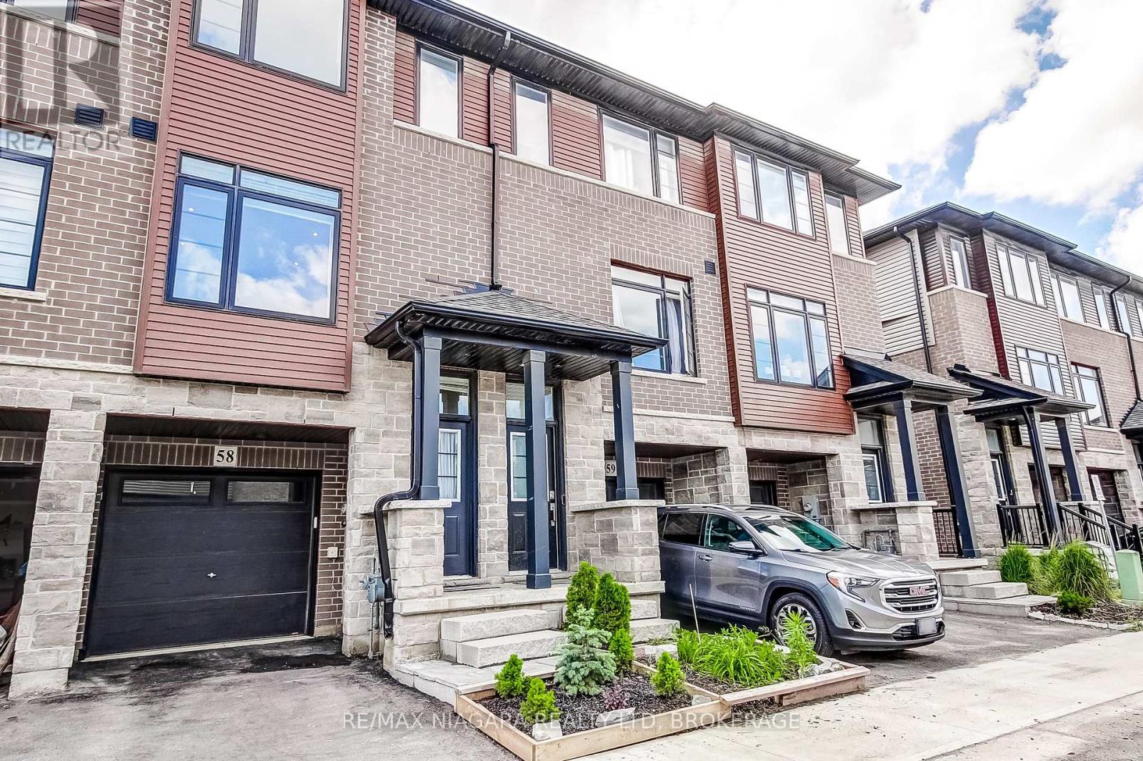 58 - 461 BLACKBURN DRIVE, Brantford, Ontario