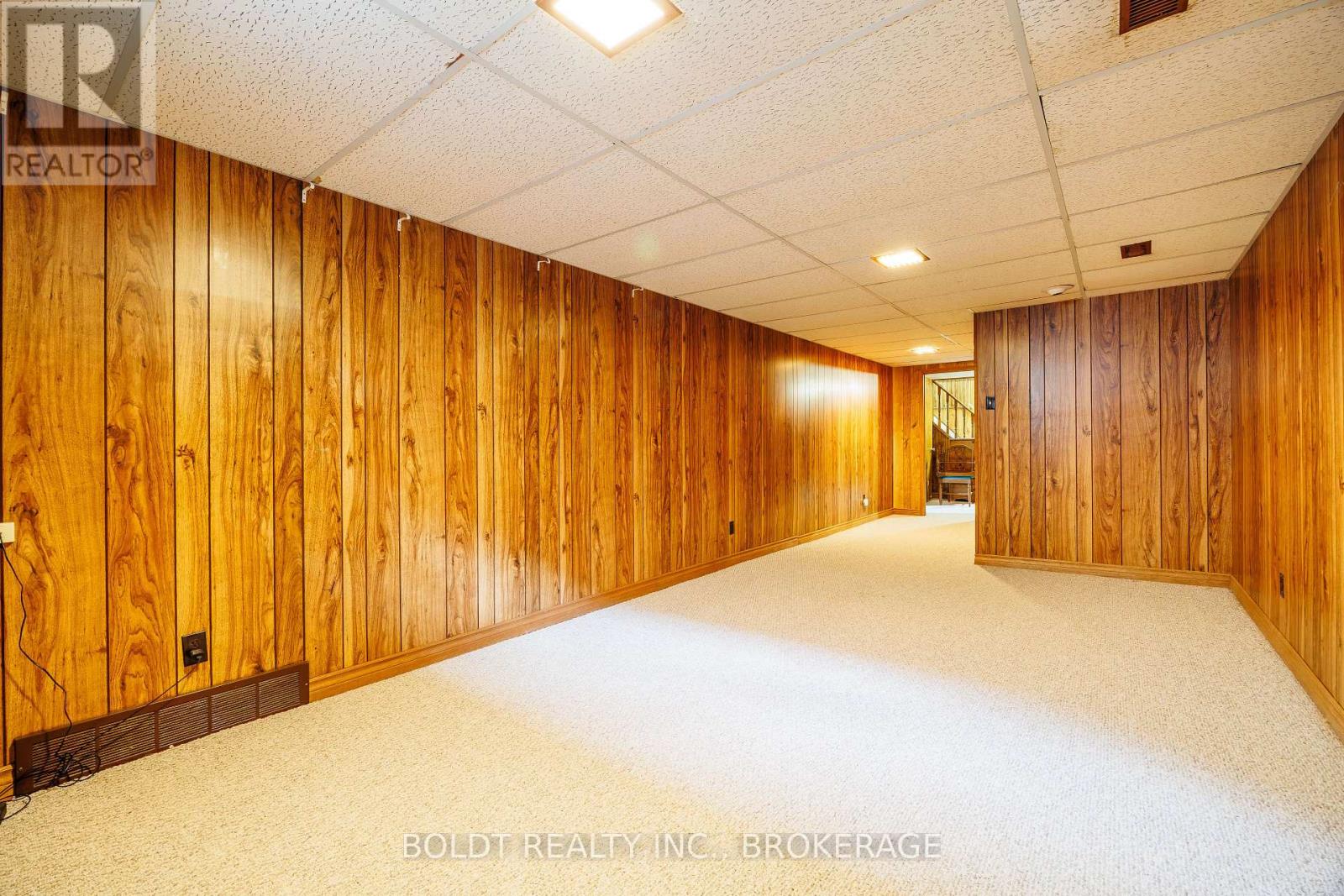 4114 Barry Drive, Lincoln, Ontario  L3J 0L3 - Photo 21 - X13436678