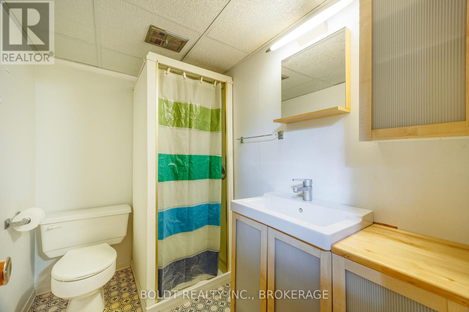 4114 Barry Drive, Lincoln, Ontario  L3J 0L3 - Photo 22 - X13436678