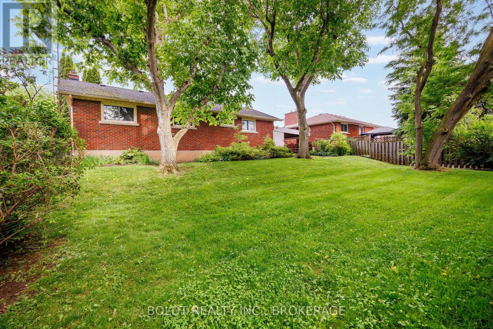 4114 Barry Drive, Lincoln, Ontario  L3J 0L3 - Photo 25 - X13436678