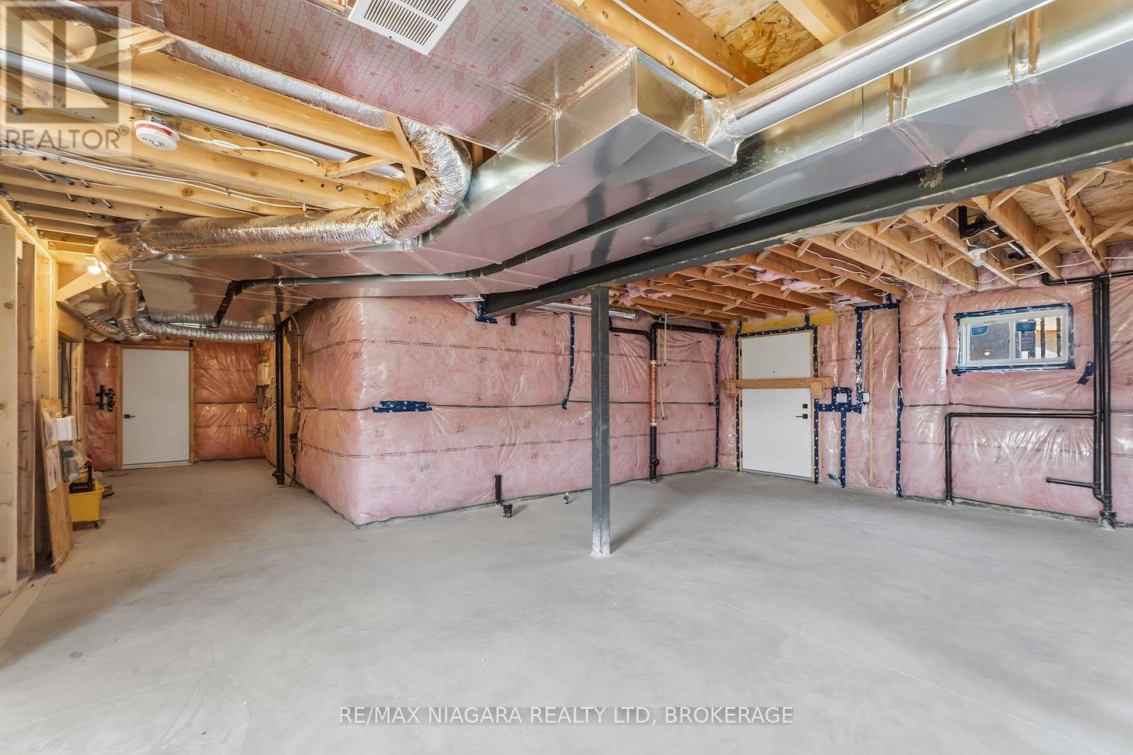 6124 Curlin Crescent, Niagara Falls, Ontario  L2H 3W8 - Photo 33 - X13437030