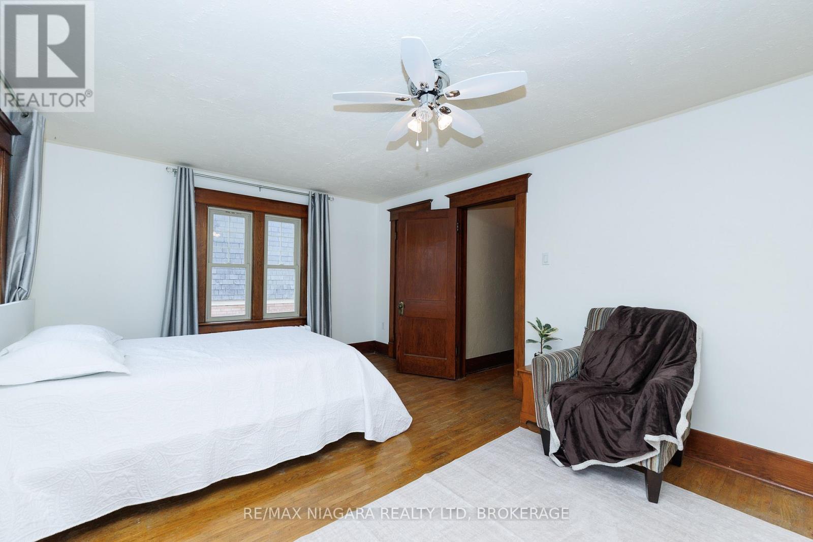 4864 Simcoe Street, Niagara Falls, Ontario  L2E 1V9 - Photo 13 - X13437832